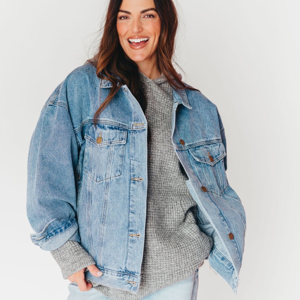 🌼TALULAH🌼 Throw On + Go Denim Jacket, Size L